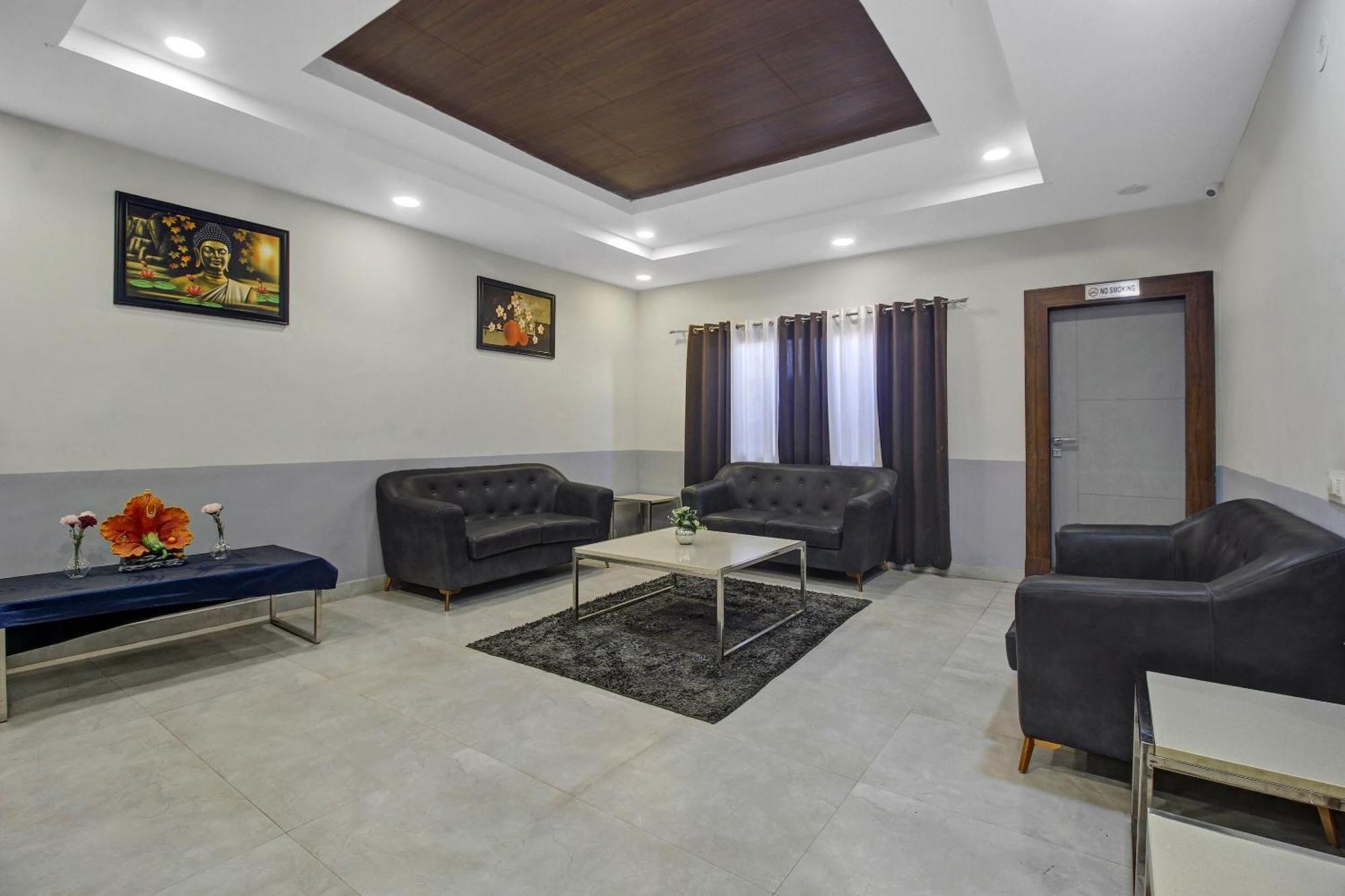 Collection O Hotel Swagath Pride Mancheral Luaran gambar