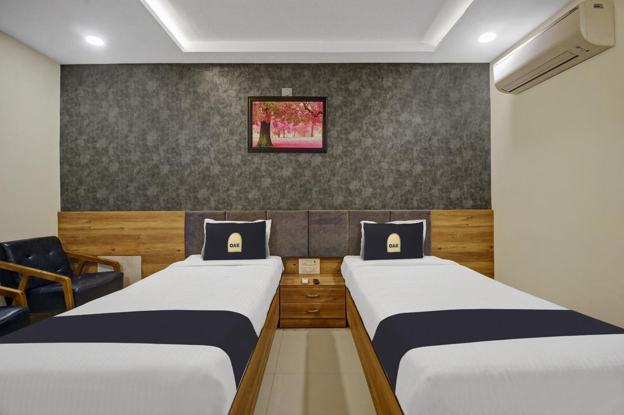 Collection O Hotel Swagath Pride Mancheral Luaran gambar